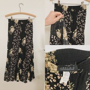 VINTAGE - 90’shigh-waisted, floral midi skirt